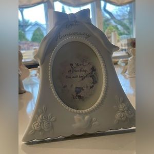 Porcelain Bell shaped 10th Anniversary 3x4 Photo Frame Russ. Gold lettering.